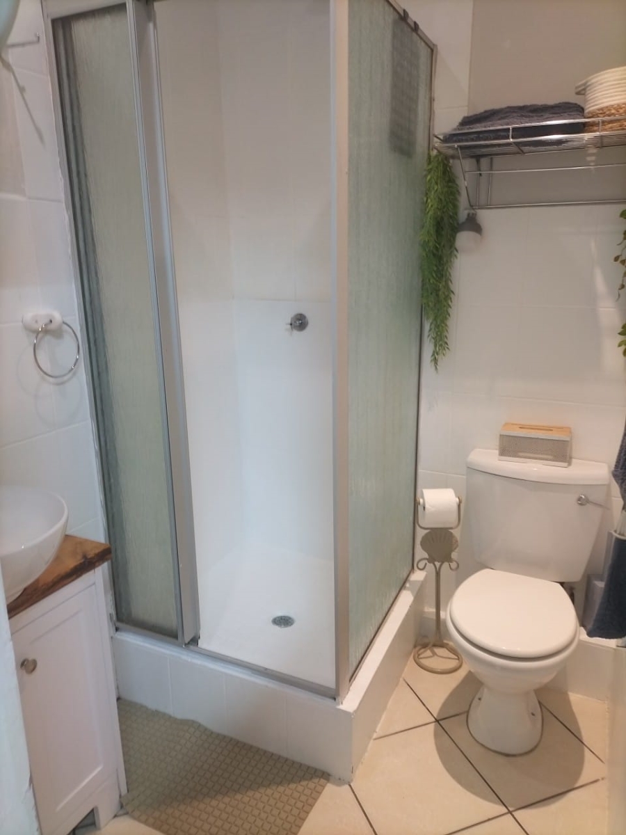 To Let 1 Bedroom Property for Rent in Ferreira Town Eastern Cape